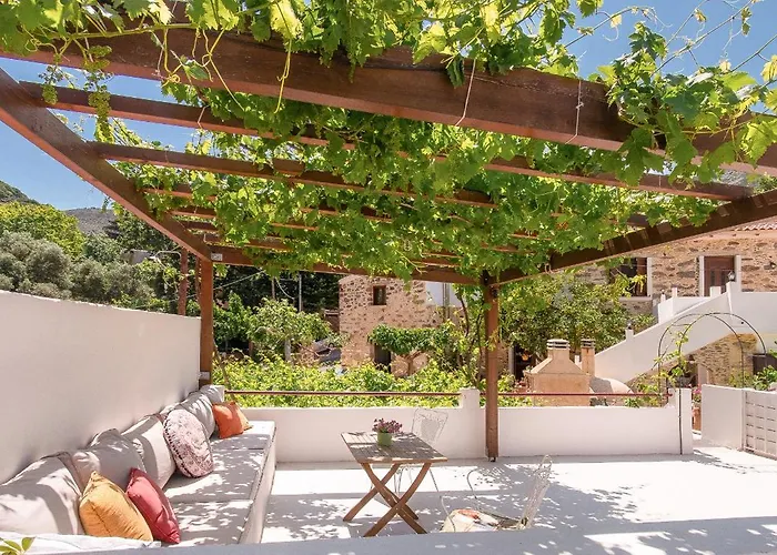 Feneri Traditional House Apt 1- 20\' From Elafonisi Beach